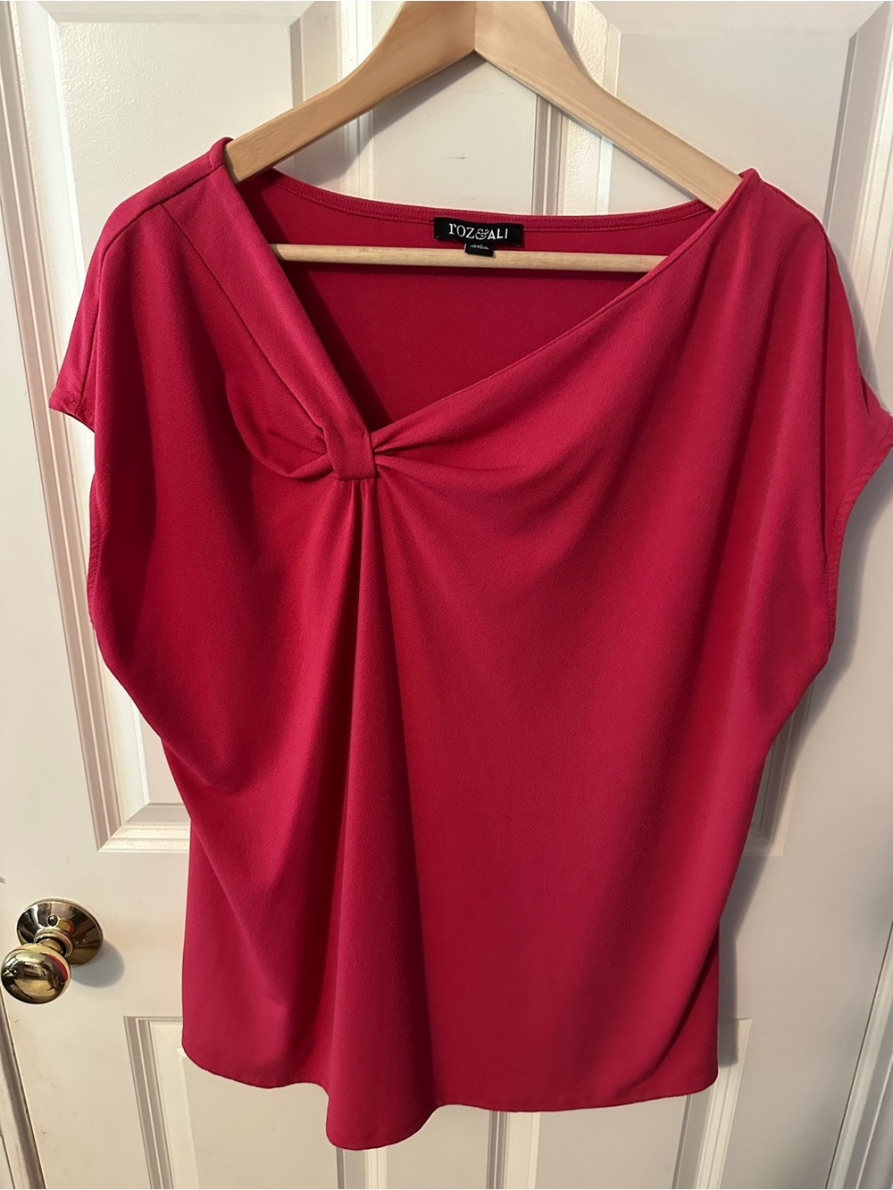 Roz & Ali Hot Pink Twist-Front Short Sleeve Top